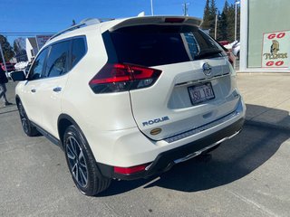 Nissan Rogue SL AWD CVT (2) 2018