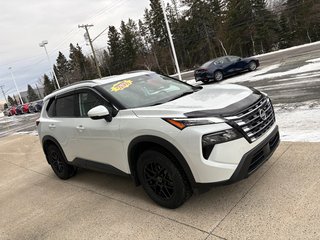 Nissan Rogue AWD SV Moonroof 2024