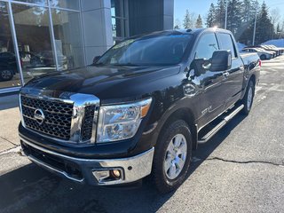 2017 Nissan Titan Crew Cab SV 4X4