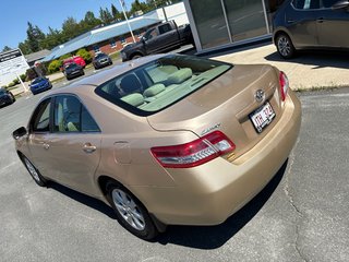 2011 Toyota Camry 4-door Sedan LE