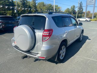 Toyota RAV4 4WD Sport 4A 2012