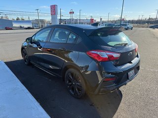 2018  Cruze Hatchback LT - 6AT in Bathurst, New Brunswick - 5 - w320h240px