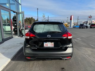 Nissan Kicks SV CVT 2018 à Bathurst, Nouveau-Brunswick - 3 - w320h240px