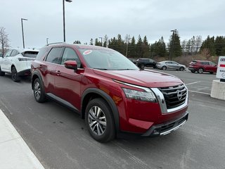 2024 Nissan Pathfinder SL 4WD in Bathurst, New Brunswick - 2 - w320h240px