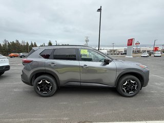 2025 Nissan Rogue AWD Midnight Edition in Bathurst, New Brunswick - 4 - w320h240px