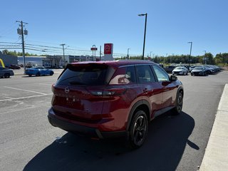 2025 Nissan Rogue AWD SV Moonroof in Bathurst, New Brunswick - 5 - w320h240px