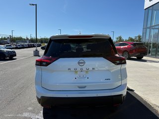 2025 Nissan Rogue AWD SV Moonroof in Bathurst, New Brunswick - 6 - w320h240px