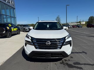 2025 Nissan Rogue AWD SV Moonroof in Bathurst, New Brunswick - 2 - w320h240px