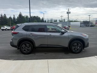 2026 Nissan Rogue AWD SV Moonroof in Bathurst, New Brunswick - 4 - w320h240px