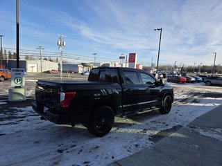 Nissan Titan Crew Cab SV Midnight Edition 2018 à Bathurst, Nouveau-Brunswick - 6 - w320h240px