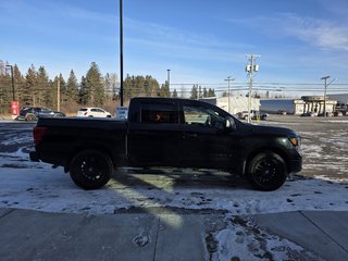 Nissan Titan Crew Cab SV Midnight Edition 2018 à Bathurst, Nouveau-Brunswick - 5 - w320h240px