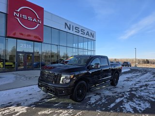 Nissan Titan Crew Cab SV Midnight Edition 2018 à Bathurst, Nouveau-Brunswick - 2 - w320h240px