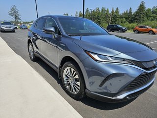 2021 Toyota VENZA HYBRID Venza Limited in Bathurst, New Brunswick - 6 - w320h240px