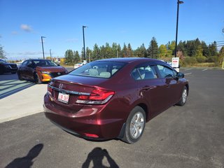 2015  Civic Sedan LX 5MT in Bathurst, New Brunswick - 3 - w320h240px