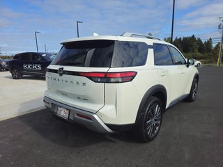 2022  Pathfinder SL V6 4x4 at in Bathurst, New Brunswick - 3 - w320h240px