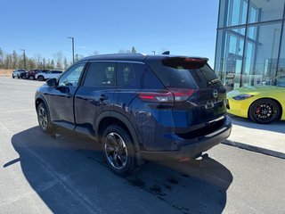 2025 Nissan Rogue AWD SV Moonroof in Bathurst, New Brunswick - 4 - w320h240px