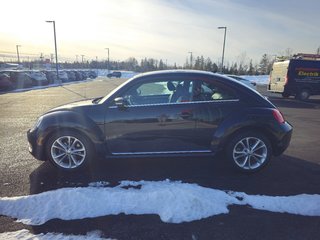 2015  The Beetle Comfortline 1.8T 6sp at w/ Tip in Bathurst, New Brunswick - 6 - w320h240px