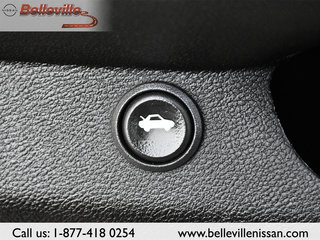 2013 Chevrolet Camaro in Belleville, Ontario - 17 - w320h240px