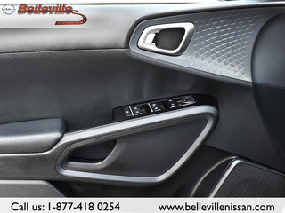 2022 Kia Soul in Belleville, Ontario - 10 - w320h240px