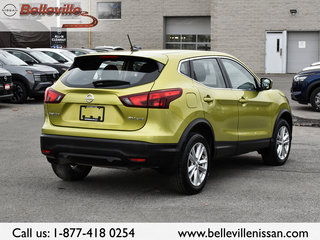 2018 Nissan Qashqai in Pickering, Ontario - 8 - w320h240px