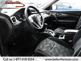 2016 Nissan Rogue in Belleville, Ontario - 13 - w320h240px