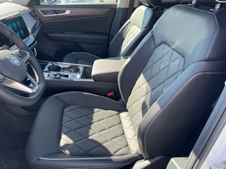 2024 Volkswagen Atlas in Pickering, Ontario - 15 - w320h240px