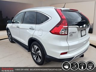 Honda CR-V Touring cuir toit navigation 2016 à Ste-Agathe des Monts, Québec - 5 - w320h240px