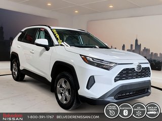 Toyota RAV4 XLE AWD MAGS TOIT CRUISE BLUETOOTH CAMÉRA 2022 à Saint-Jérôme, Québec - 3 - w320h240px