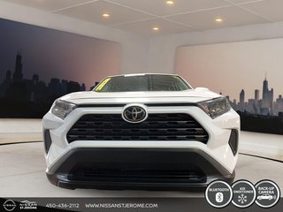 Toyota RAV4 LE AWD CRUISE SIÈGES CHAUFFANTS CAMÉRA BLUETOOTH 2024 à Charlemagne, Québec - 2 - w320h240px