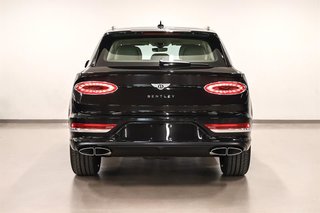 Bentley Bentayga Azure V8 2024