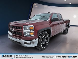 Chevrolet Silverado 1500  2015 à Rivière-du-Loup, Québec - 2 - w320h240px