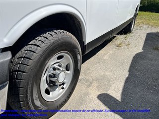 2010 GMC Savana Cargo Van in Rivière-du-Loup, Quebec - 3 - w320h240px