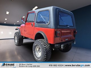 Jeep YJ  1982 à Rivière-du-Loup, Québec - 4 - w320h240px