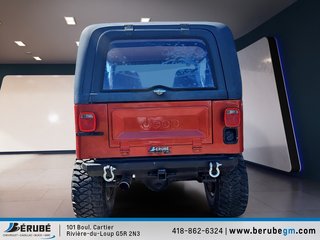 Jeep YJ  1982 à Rivière-du-Loup, Québec - 3 - w320h240px