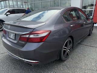 2016 Honda Accord Sedan TOURING in Saint-Georges, Quebec - 2 - w320h240px