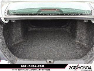 2017 Honda Civic Sedan LX in Saint-Georges, Quebec - 6 - w320h240px