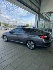 2021 Honda Clarity Plug-In Hybrid PLUG IN in Saint-Georges, Quebec - 2 - w320h240px