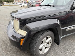 Jeep Liberty LIMITED 2011 à Saint-Georges, Québec - 2 - w320h240px