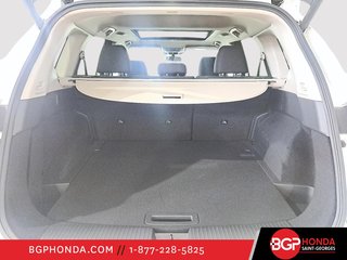 2025 Nissan Rogue SL AWD in Saint-Georges, Quebec - 6 - w320h240px