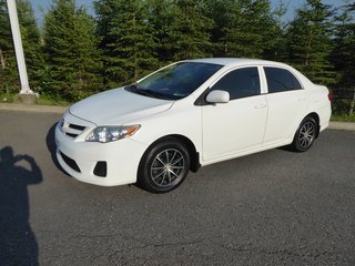 Toyota Corolla CE 2012 à Saint-Georges, Québec - 4 - w320h240px