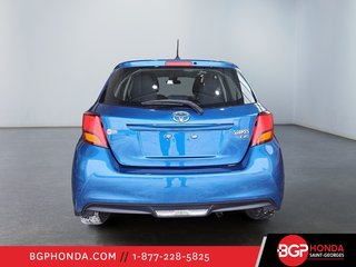 Toyota Yaris LE 2017 à Saint-Georges, Québec - 3 - w320h240px