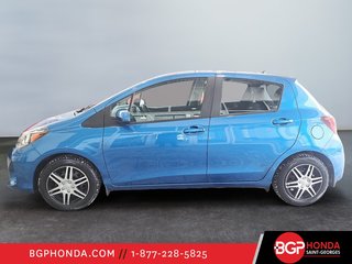 Toyota Yaris LE 2017 à Saint-Georges, Québec - 5 - w320h240px