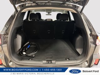 Ford Escape SE Plug-In Hybrid 2021 à Boucherville, Québec - 6 - w320h240px