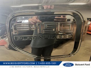 Ford F-150 Lightning Éditions platinum full 2023 à Boucherville, Québec - 6 - w320h240px