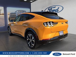 2022 Ford Mustang Mach-E Premium in Boucherville, Quebec - 4 - w320h240px