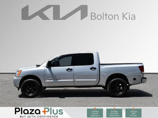 2015 Nissan Titan SV