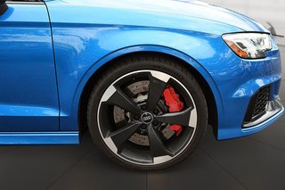 Audi RS 3 Sedan RS + SIEGES EN CUIR + 2.5 LITRES TURBO + 60654KM 2019