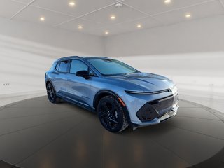 Chevrolet Equinox EV RS + 500KM D'AUTONOMIE + CARPLAY + BEAU LOOK!! 2025
