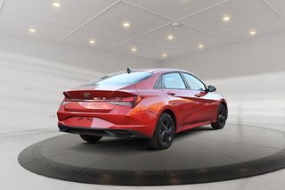 2022 Hyundai Elantra Preferred + SIEGES CHAUFFANT +  VOLANT CHAUFFANT