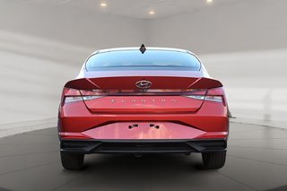 2022 Hyundai Elantra Preferred + SIEGES CHAUFFANT +  VOLANT CHAUFFANT